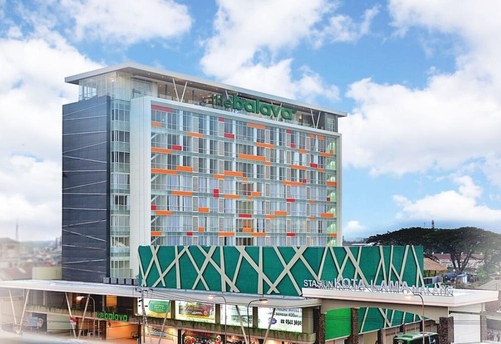 Ascent Premiere Hotel&Convention Malang Exterior foto
