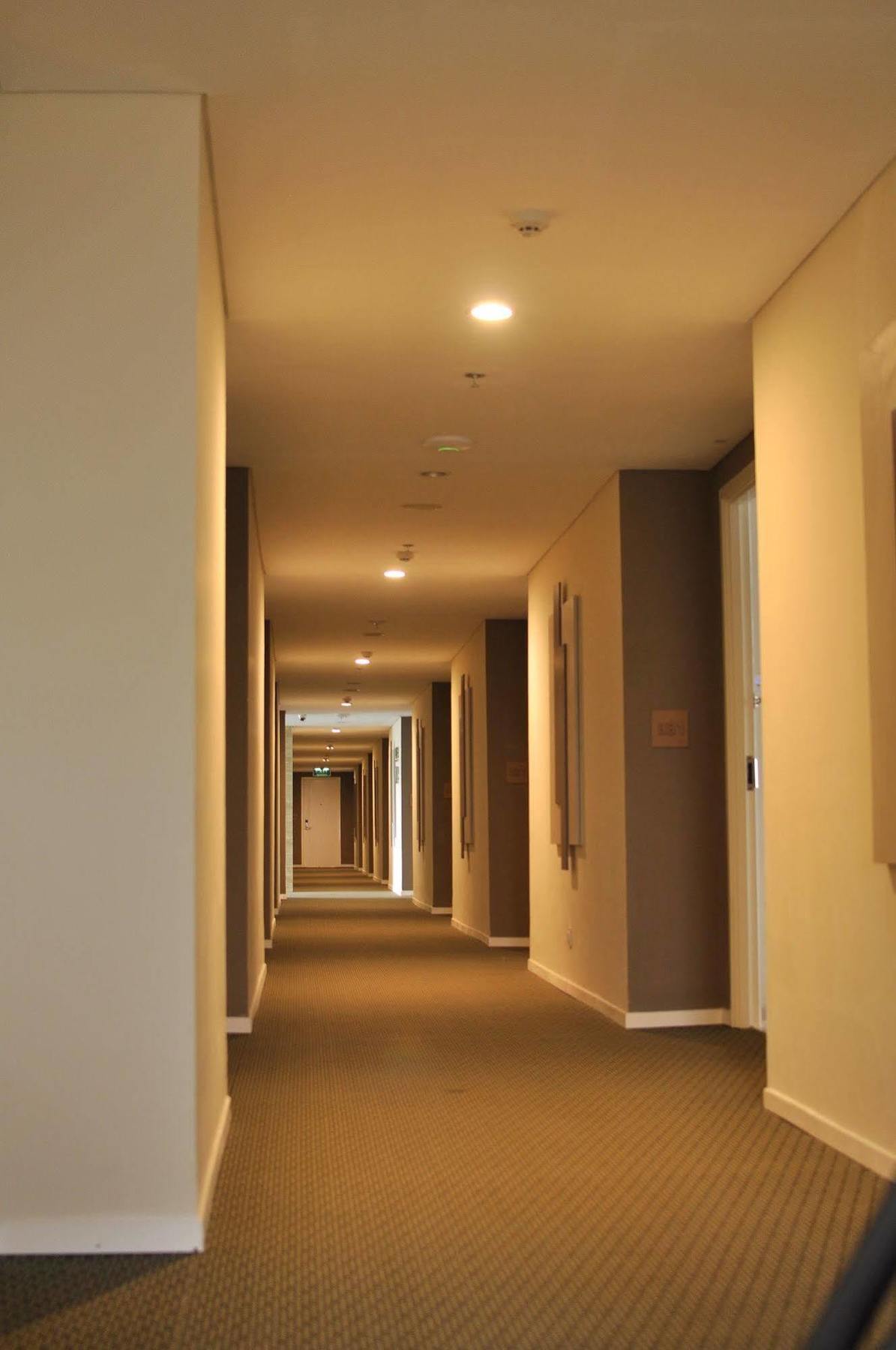 Ascent Premiere Hotel&Convention Malang Exterior foto